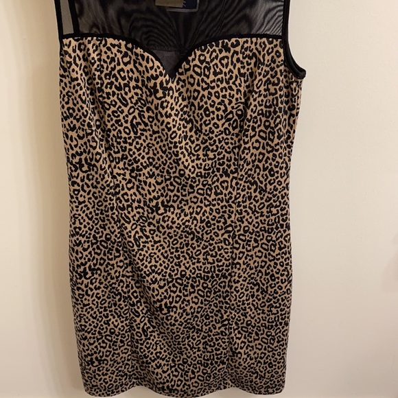 Memuse Dress Size L Color Black Cheetah - Picture 3 of 8